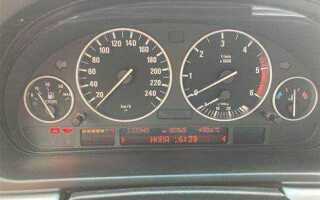 Где стоит усилитель bmw e39 универсал