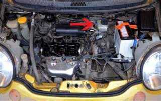 Где бачок тормозной жидкости на hyundai tiburon