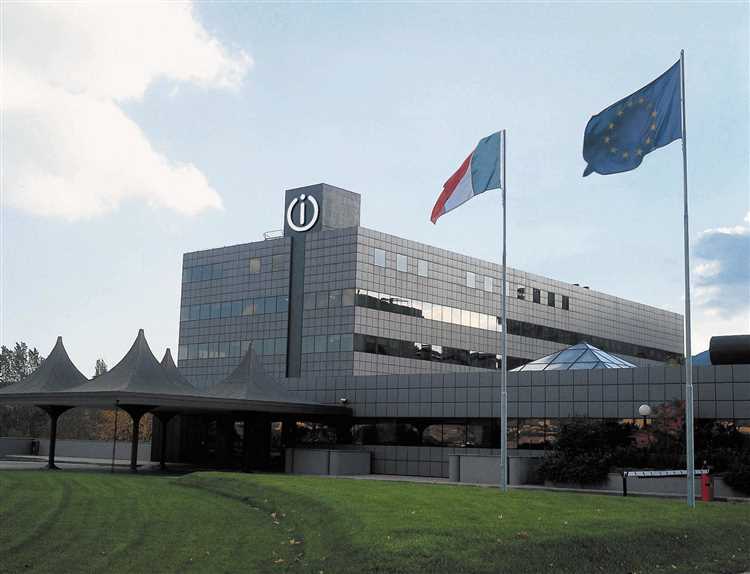 Где основана компания indesit