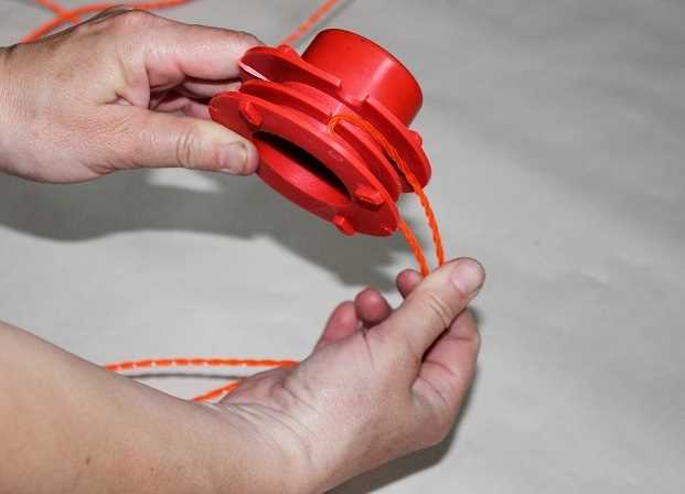 Как накрутить леску на катушку триммера stihl