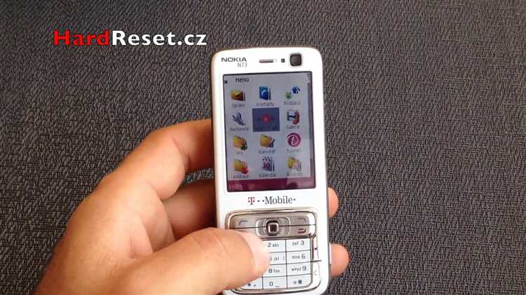 Как узнать установлен ли защитный код на Nokia 7230