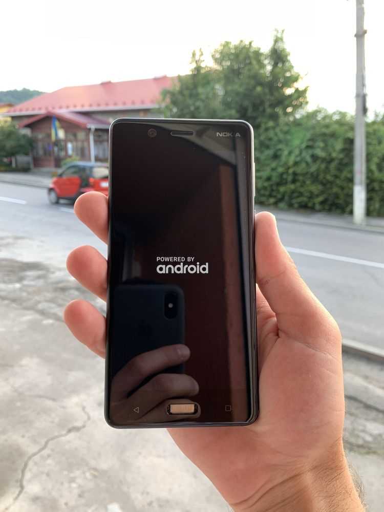 Чистка внутренних частей Nokia TA 1053 после разборки