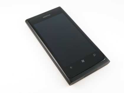 Как перезагрузить телефон nokia lumia 800