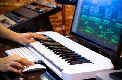 Как подключить синтезатор yamaha