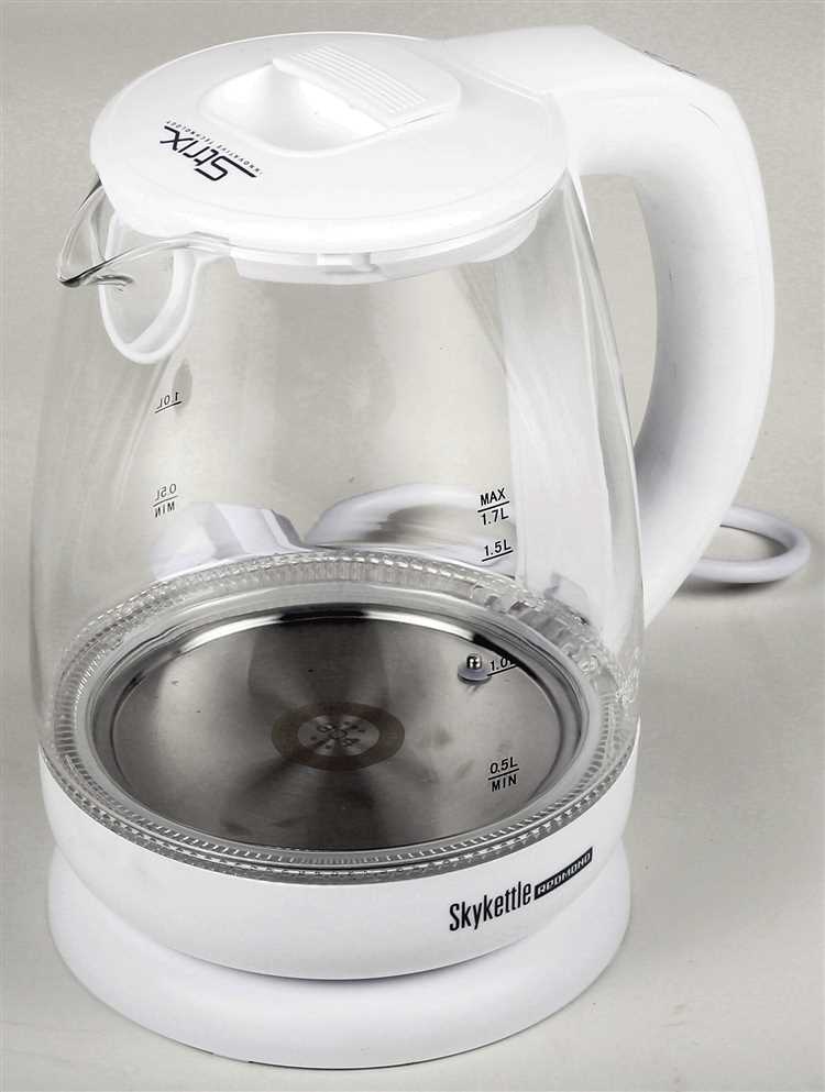 Как использовать функцию автоматического отключения в чайнике SkyKettle Redmond