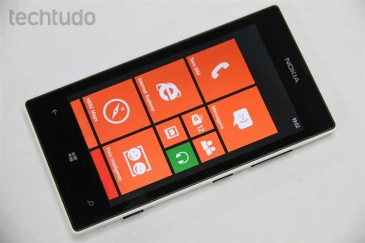 Процесс прошивки Nokia Lumia 520 через кабель и компьютер