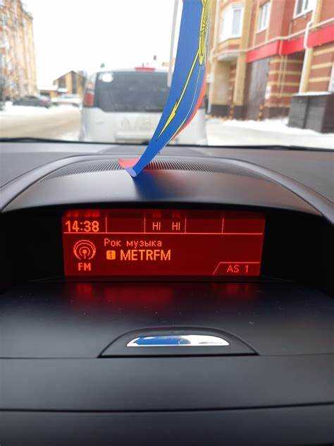 Где датчик дождя opel zafira c