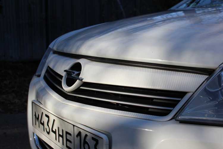Поиск решетки для Opel Astra H OPC на популярных онлайн-площадках