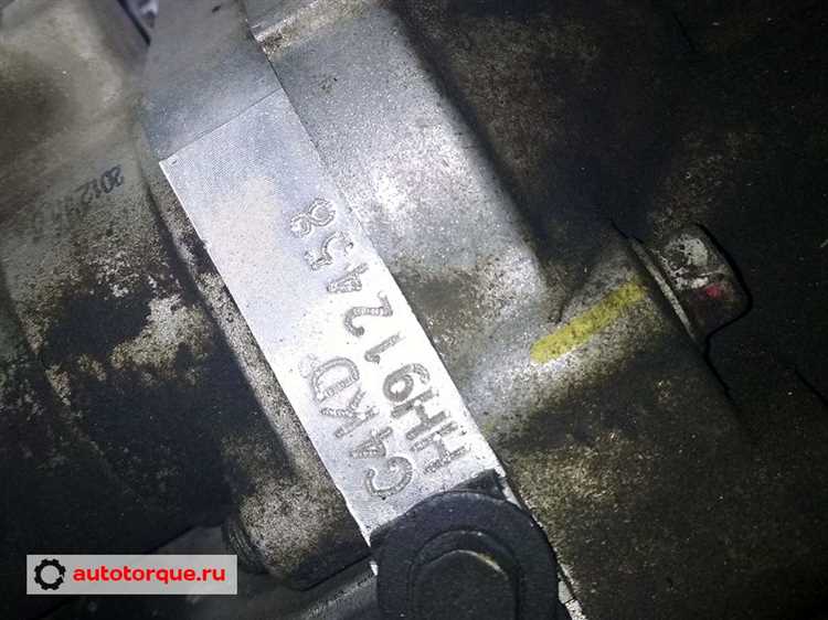 Где находится номер двигателя kia sportage 3
