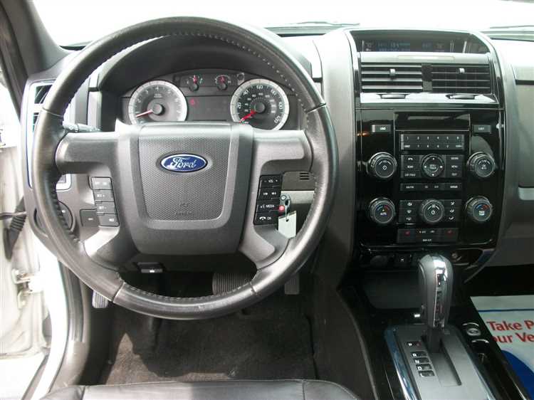 Частые проблемы с тросом АКПП на Ford Escape и их решение