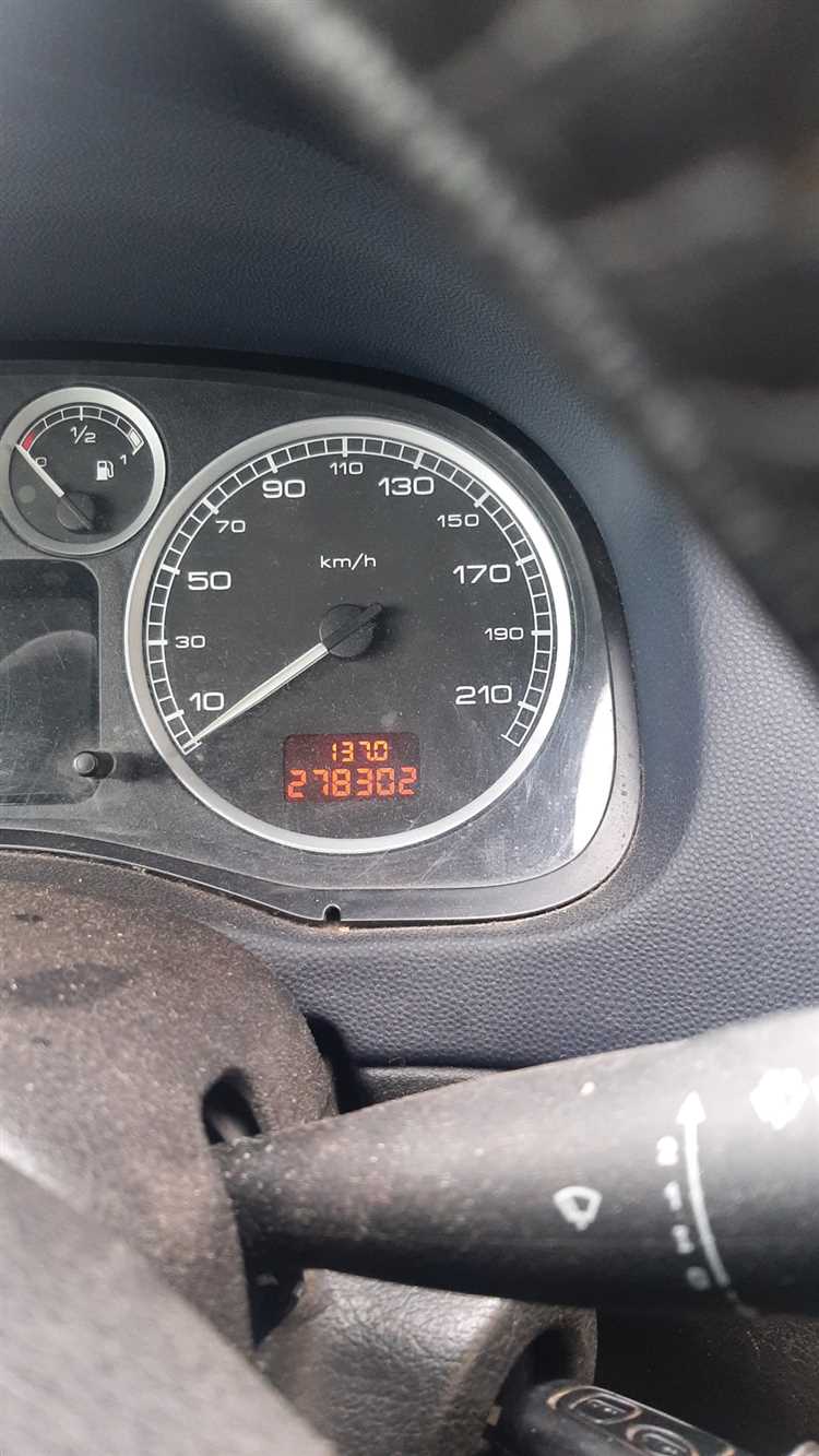 Как снять компрессор кондиционера на Peugeot 307SW