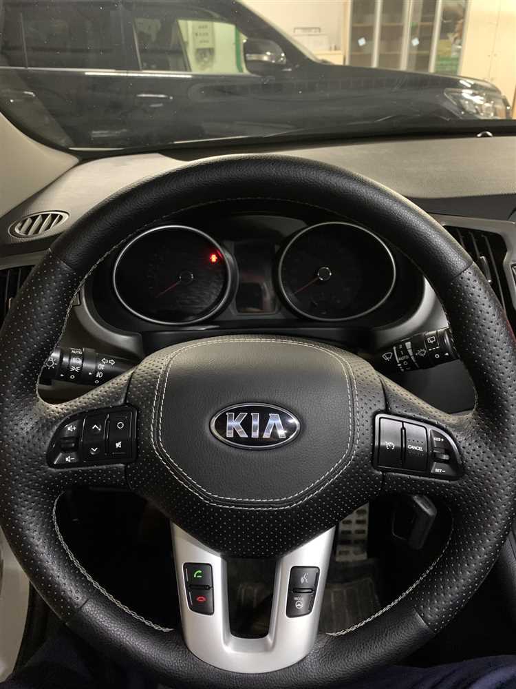 Как отключить подогрев руля на Kia Sportage 3