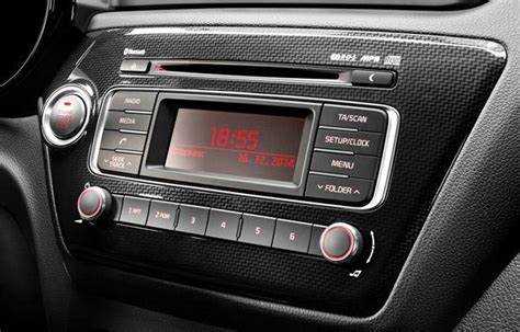 Как на kia rio включается магнитола