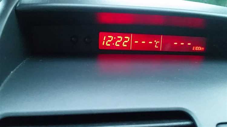 Как изменить формат времени (12/24 часа) в Suzuki SX4?