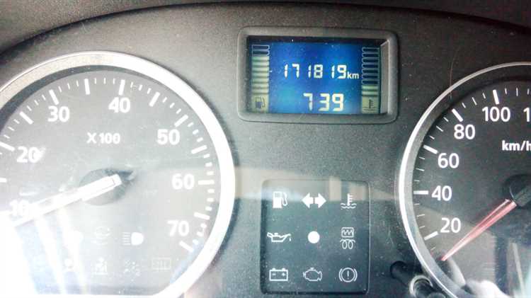 Подготовка к промывке ГУР на Renault Logan
