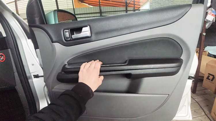 Как разобрать брелок ford focus 2