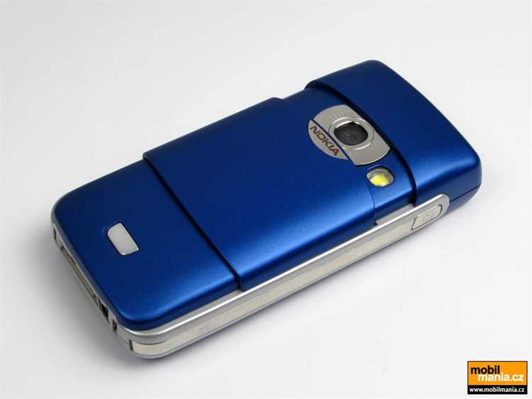 Как снять переднюю панель Nokia 6681 без повреждений