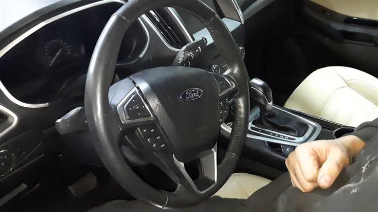 Инструменты для снятия руля Ford Fusion