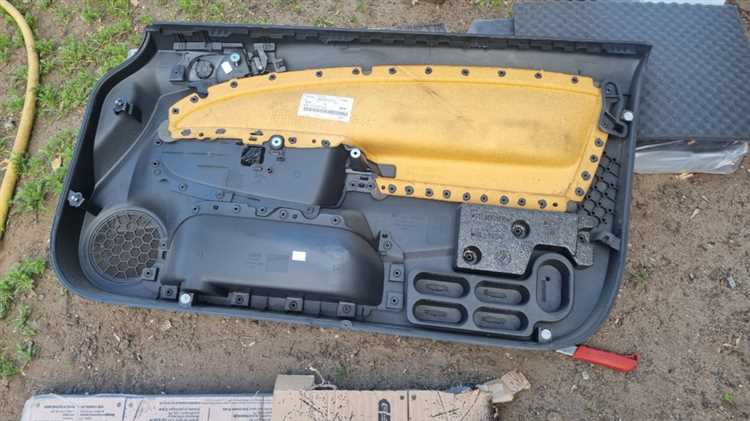 Как снять солнцезащитный козырек opel corsa d