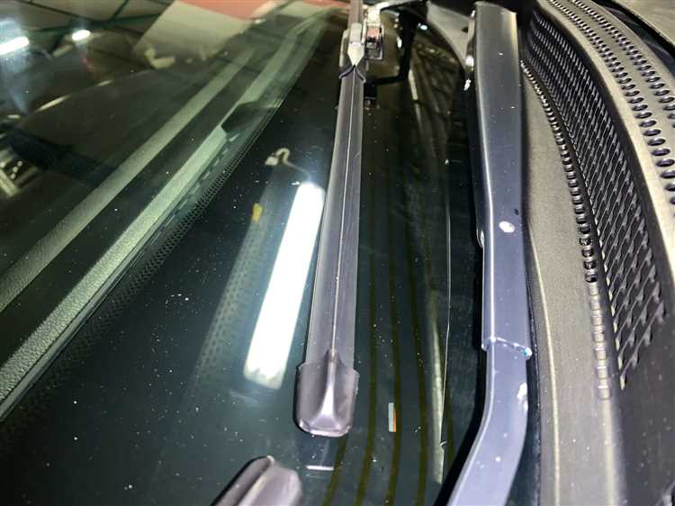 Как включить дворники на Kia Rio с помощью рычага управления