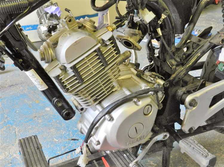 Почему важно выбирать масла с определенными присадками для Yamaha YBR 125