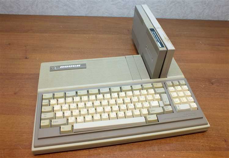 Какая операционная система была установлена на первом IBM PC