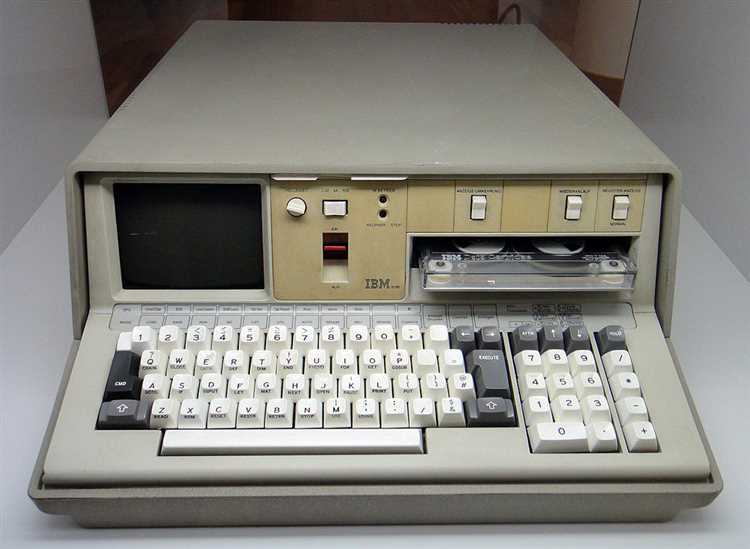 Что отличало модель IBM 5150 от других компьютеров того времени