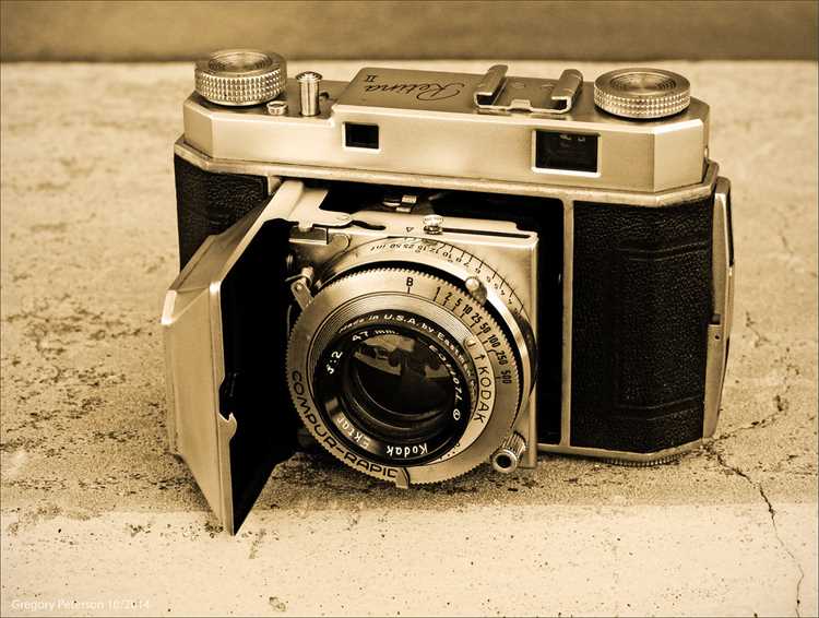 Кто изобрел kodak camera