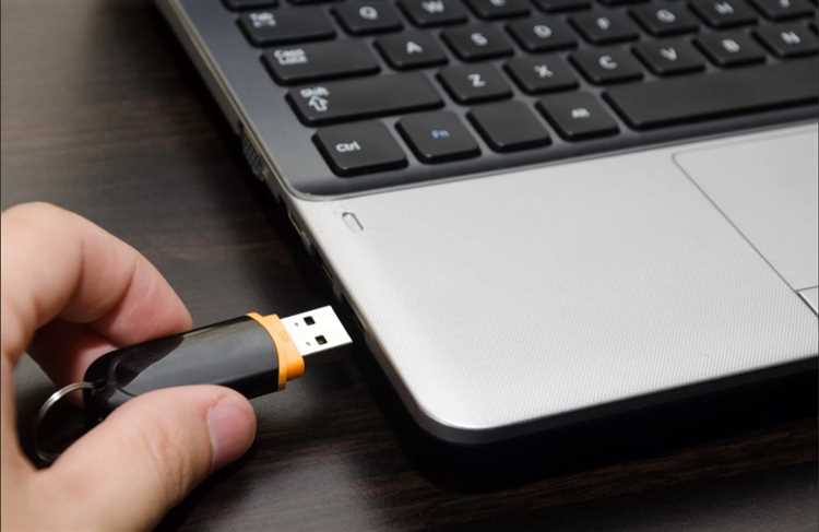 Расположение USB-разъёма на корпусе Nokia 130