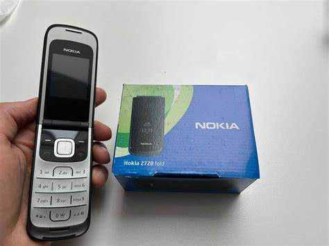 Сравнение цены Nokia 2720 с аналогичными моделями