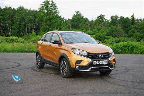 Чем отличается lada xray от lada xray cross