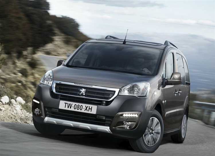 Что лучше citroen berlingo или peugeot partner