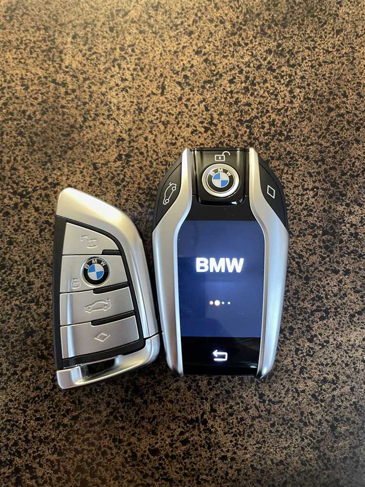 Как открыть ключ BMW X5, если кнопки не реагируют