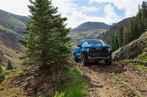 Как отличить chevrolet colorado от chevrolet silverado