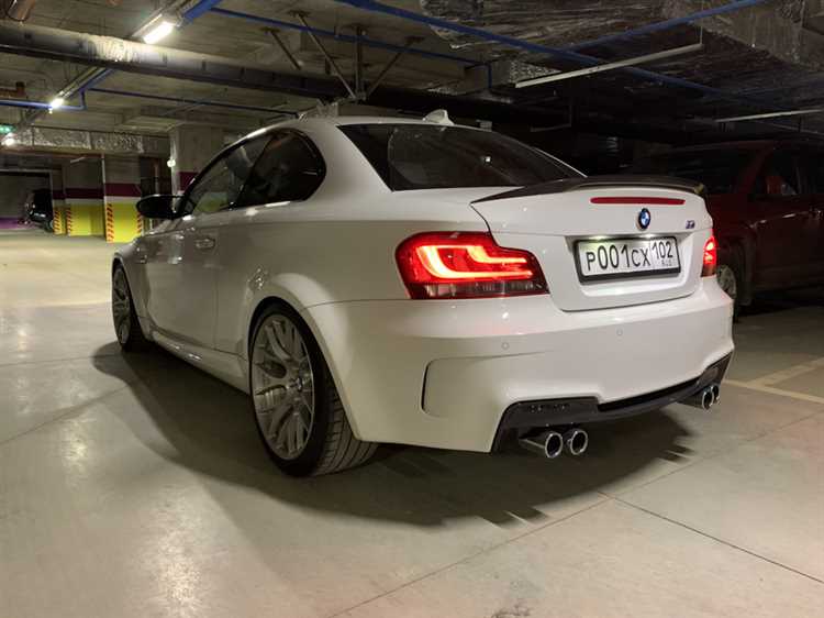 Сравнение визуальных модификаций BMW M1 E82 с другими моделями
