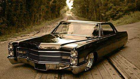 Линии кузова и аэродинамика в моделях Cadillac