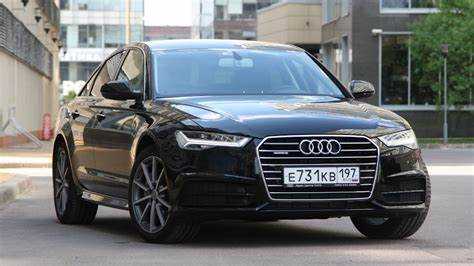 Инновационные технологии в двигателе Audi суперкара