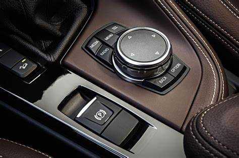 Как правильно использовать кнопку старта на BMW X1 в разных ситуациях