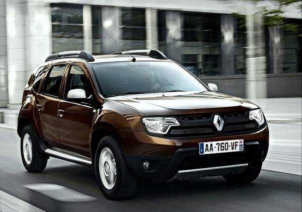 Если кондиционер вашего Renault Duster не охлаждает должным образом или вовсе не работает, причиной может быть недостаток фреона. Важно помнить, что добавление хладагента должно происходить только после точной диагностики системы и проверки на наличие утечек. При заправке кондиционера используется фреон с учетом заводских норм, так как избыток или недостаток хладагента может привести к повреждениям компрессора и другим неисправностям системы.