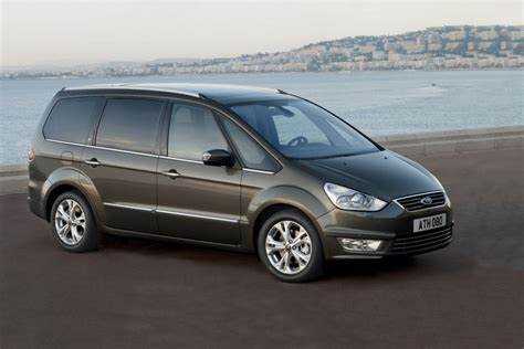 Какое количество фреона требуется для кондиционера Ford Galaxy 2020 года?