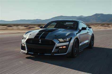 Какой прогноз стоимости Ford Mustang Shelby GT500 через 5 лет?