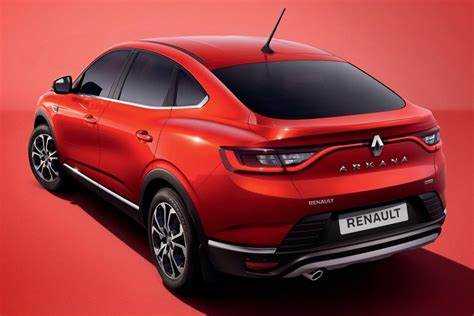 Сравнение цен на Renault Arkana 2025 года с конкурентами