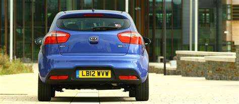 Как комплектация влияет на вес автомобиля Kia Rio