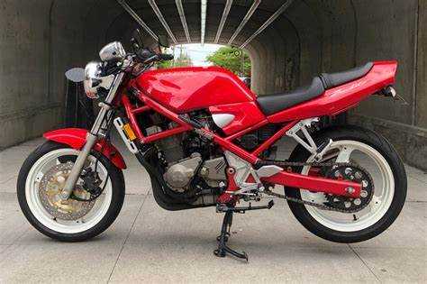 Вес Suzuki Bandit 400 в сравнении с конкурентами