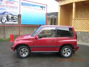 Роль двигателя в общей массе Suzuki Escudo 1993 года