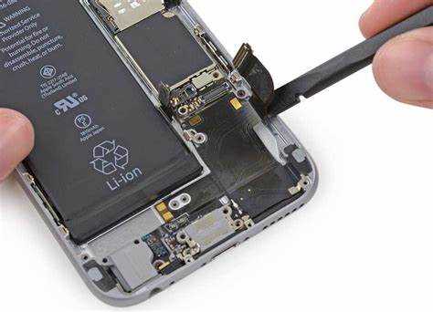 Как предотвратить накопление пыли и грязи в разъеме iPhone?