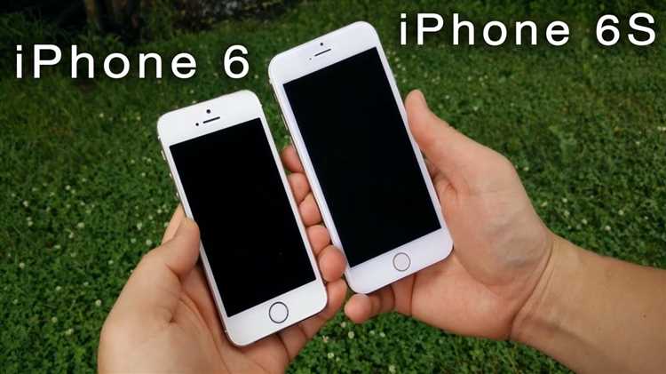 3. Нажмите на «Обновление ПО». Если доступна новая версия iOS, система автоматически предложит её скачать и установить.