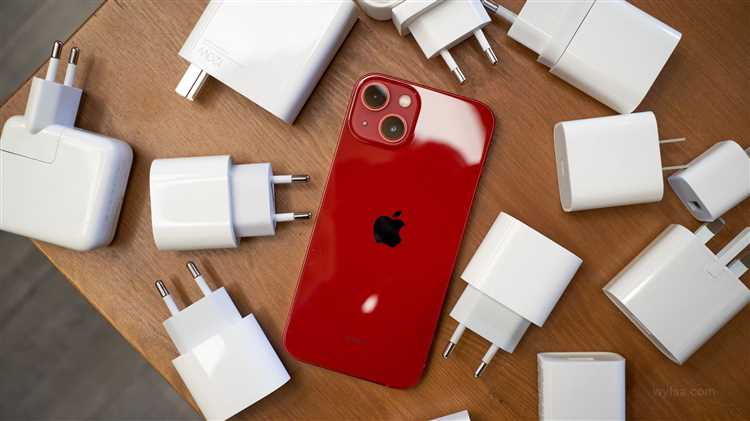 Магнитная зарядка MagSafe для iPhone 13