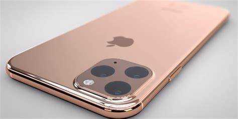 Что включает в себя комплект поставки iPhone 11 и как это повлияло на цену устройства?