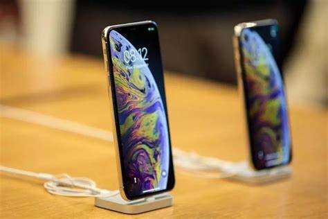 Качество материалов и сборка iPhone XS Max